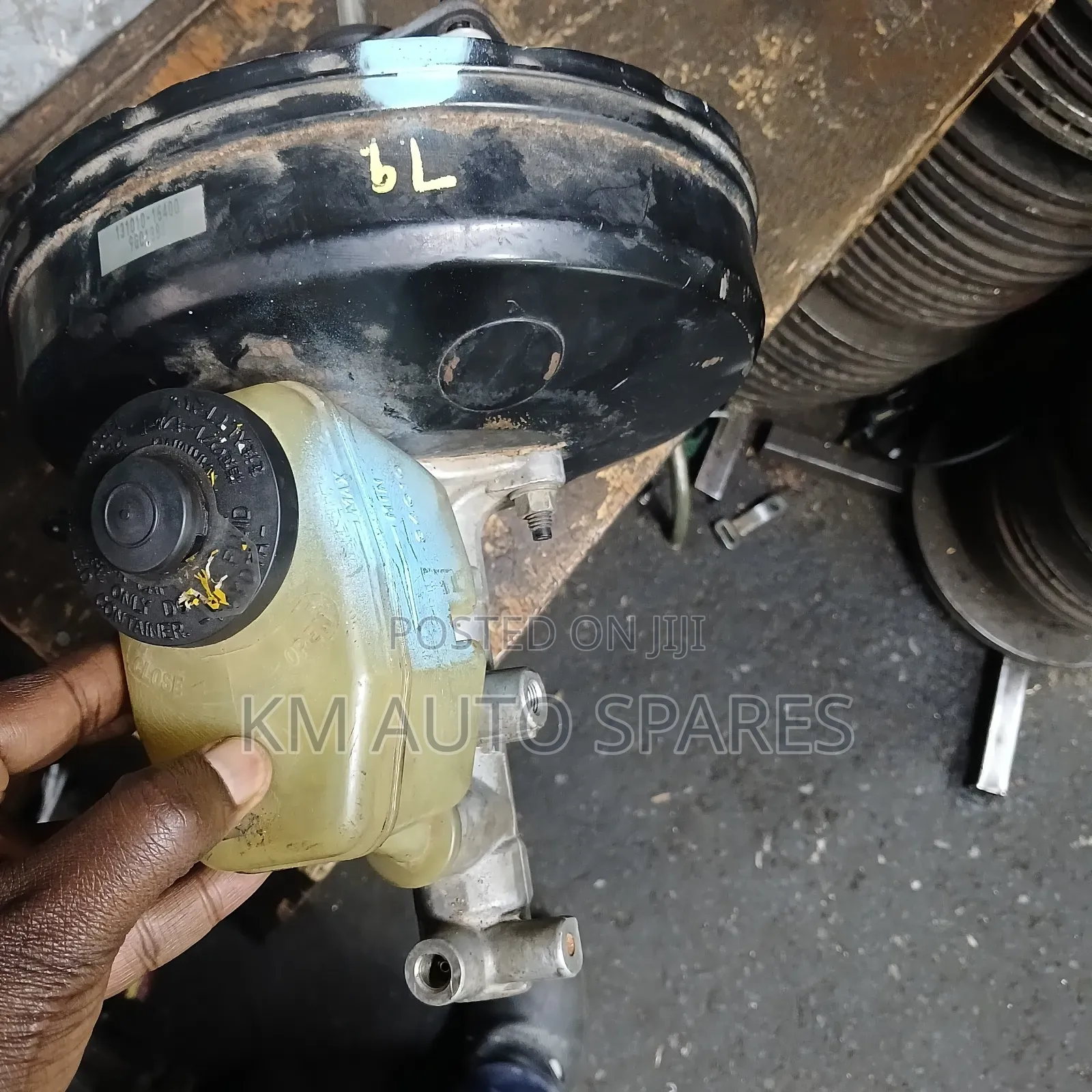 Toyota Land Cruiser J79 Brake Booster/Master Cylinder.