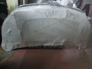 Voxy 2015 New Model Bonnet