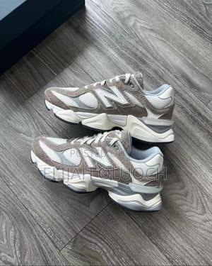 New Balance 9060 Brown Leather Sneaker - thumbnail 2