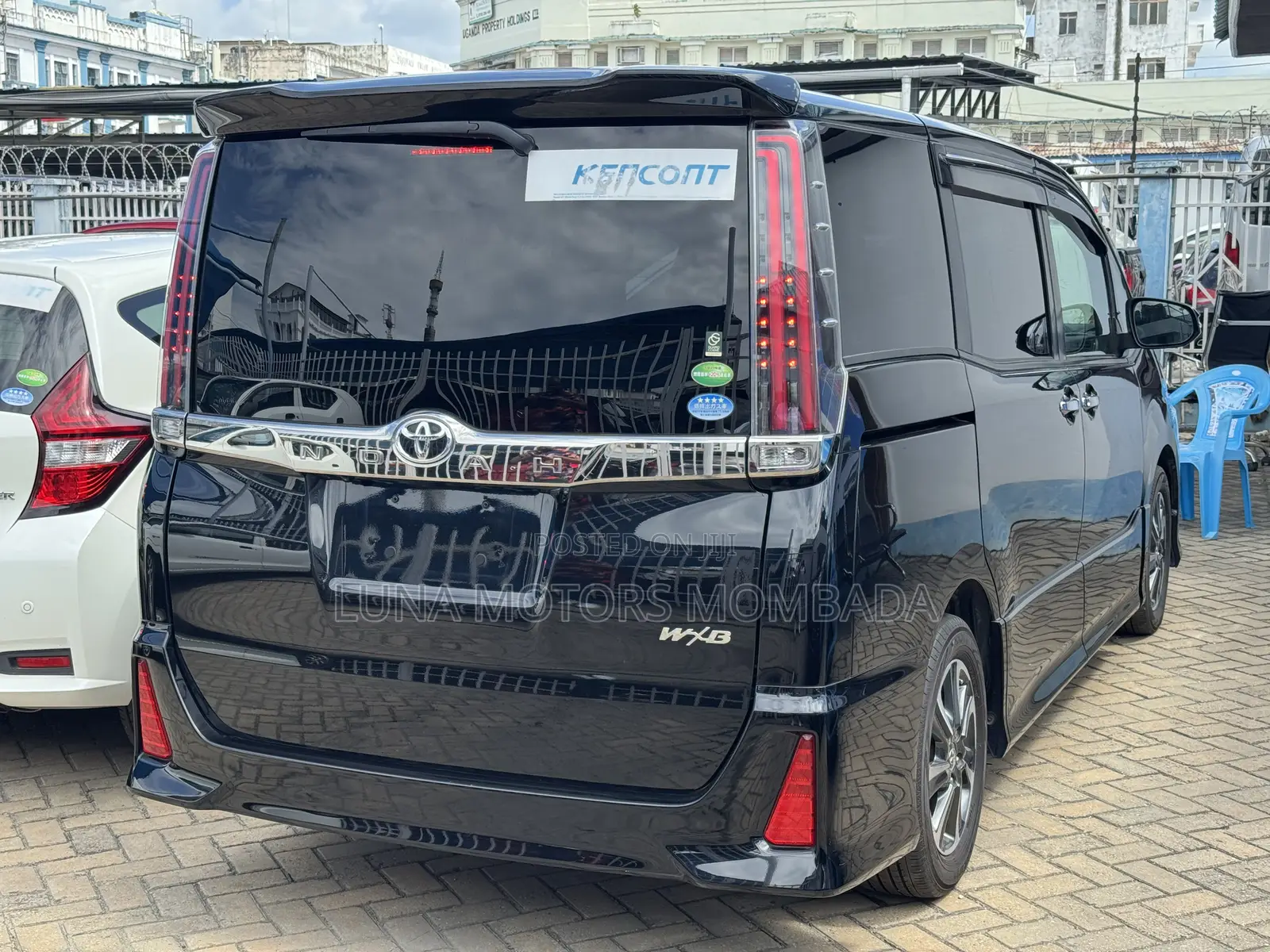 Toyota Noah 2019 Blue