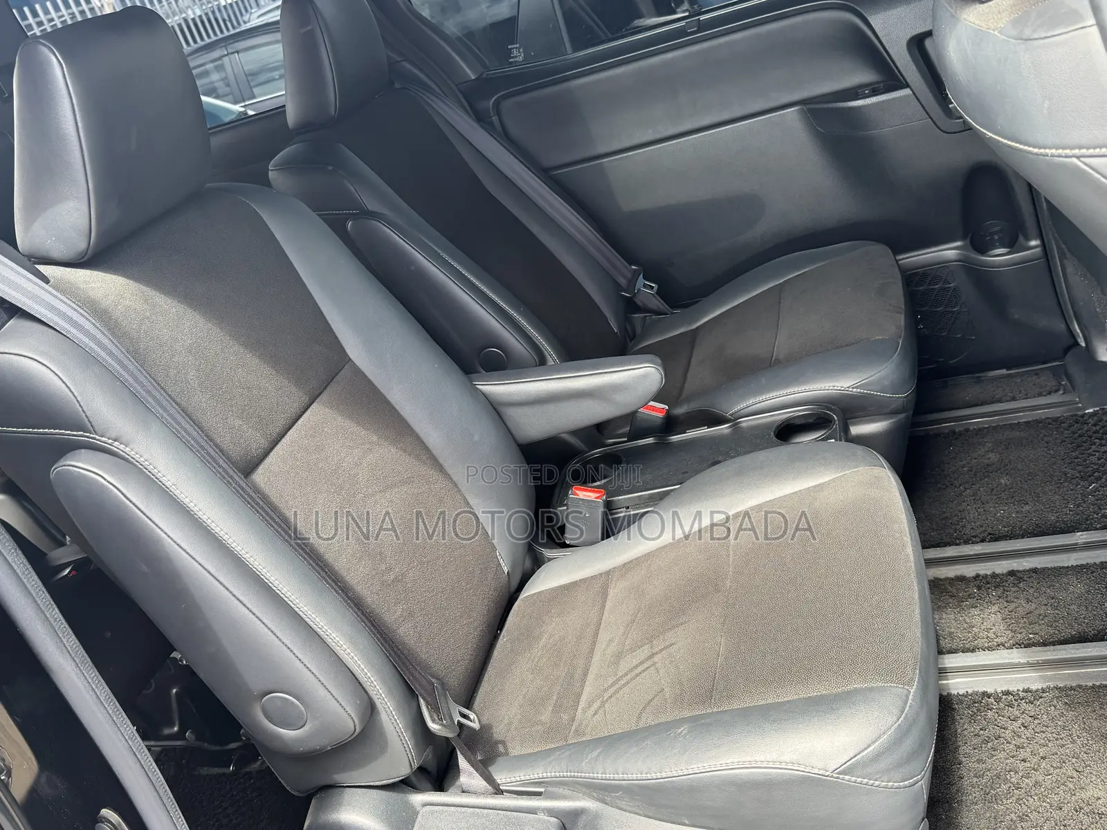 Toyota Noah 2019 Blue