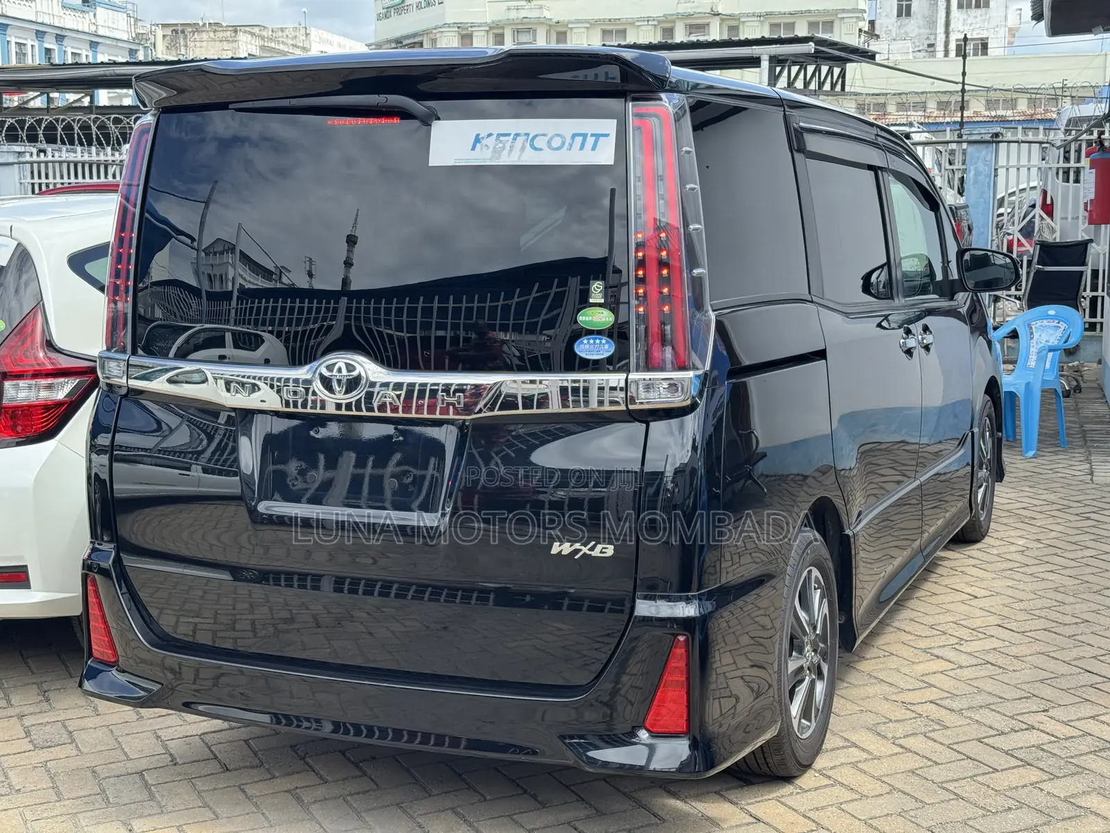 Toyota Noah 2019 Blue