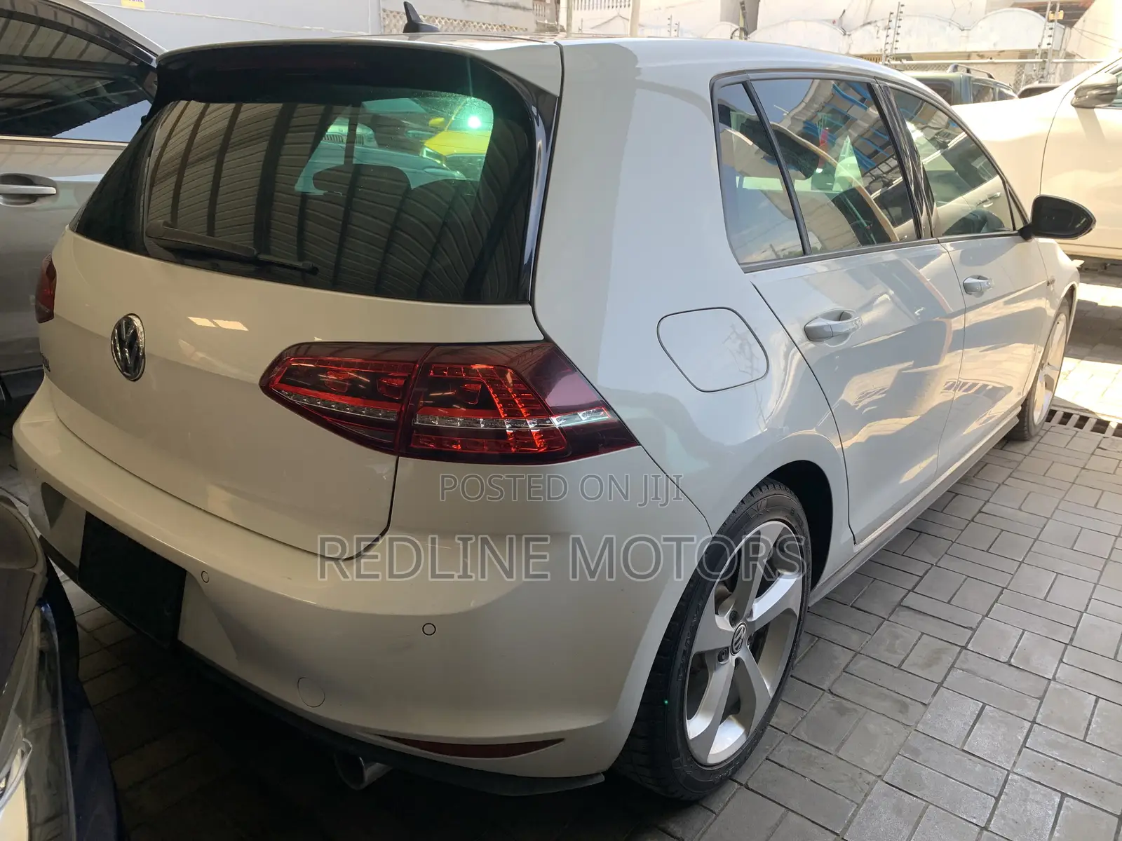 Volkswagen Golf TSI SE FWD 2018 White