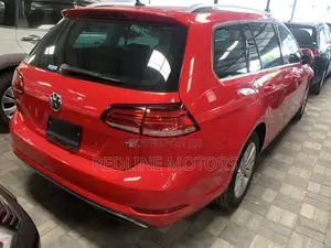 Volkswagen Golf Variant 2018 Red