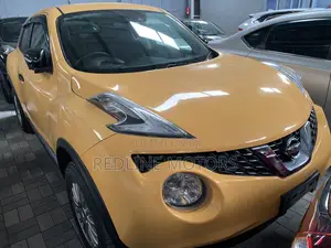 Nissan Juke 1.6 AWD 2018 Yellow