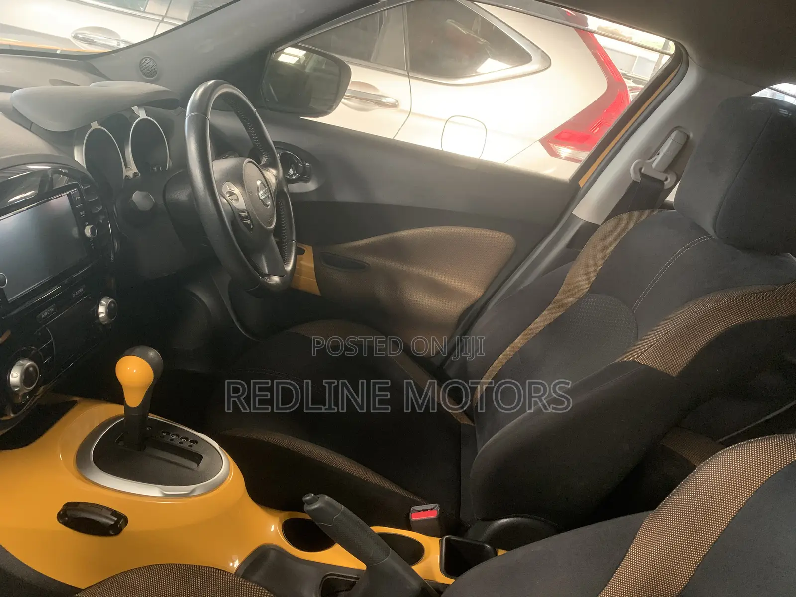 Nissan Juke 1.6 AWD 2018 Yellow