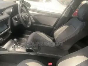 Toyota Avensis 2017 White