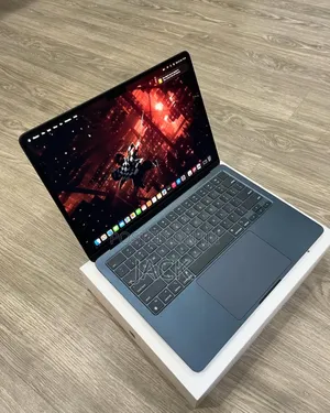 Laptop Apple MacBook Air 2024 M3 13-Inch 16GB Apple M3 SSD 512GB