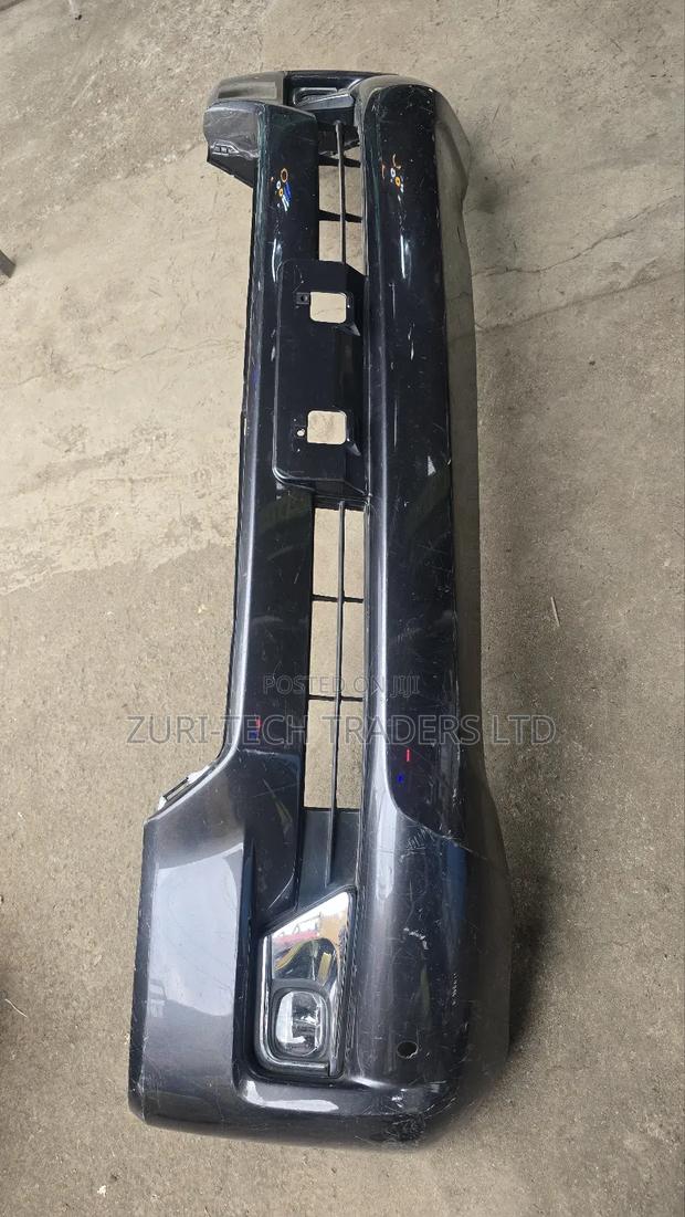 V8 2018 Front Bumper - main view