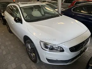 Volvo V60 2018 White
