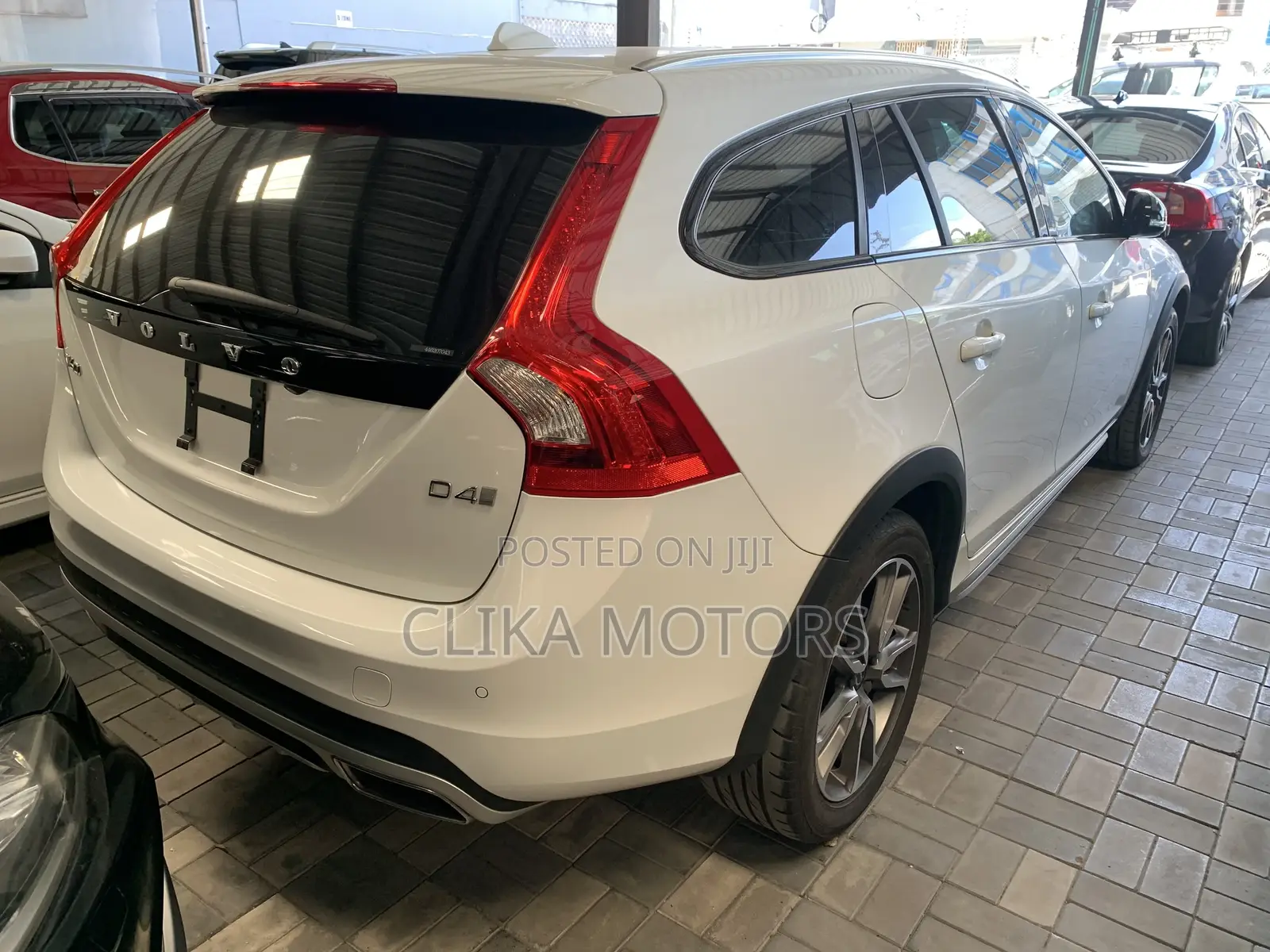 Volvo V60 2018 White