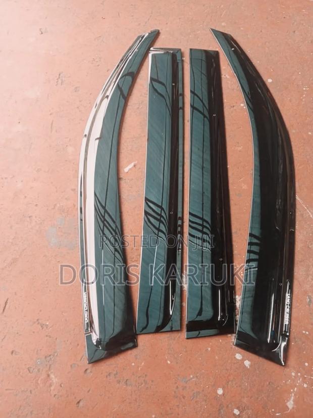 Land Cruiser 200 Series Windbreakers - main view