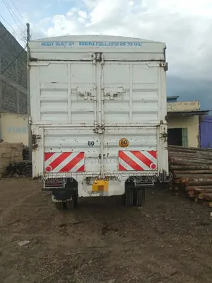 Canter for Hauling Services Available