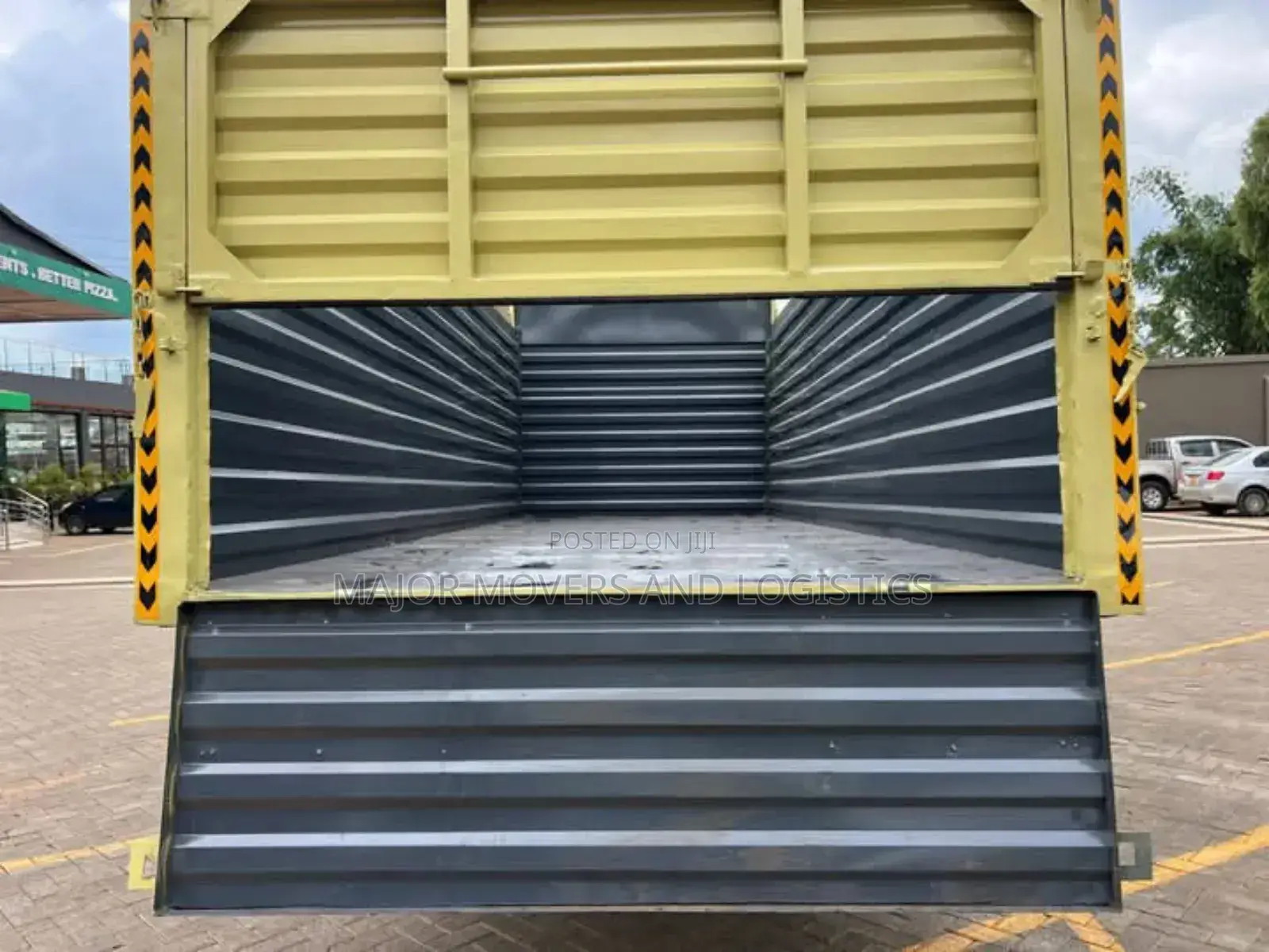 Lorry for Transport. County to County Services Accessible