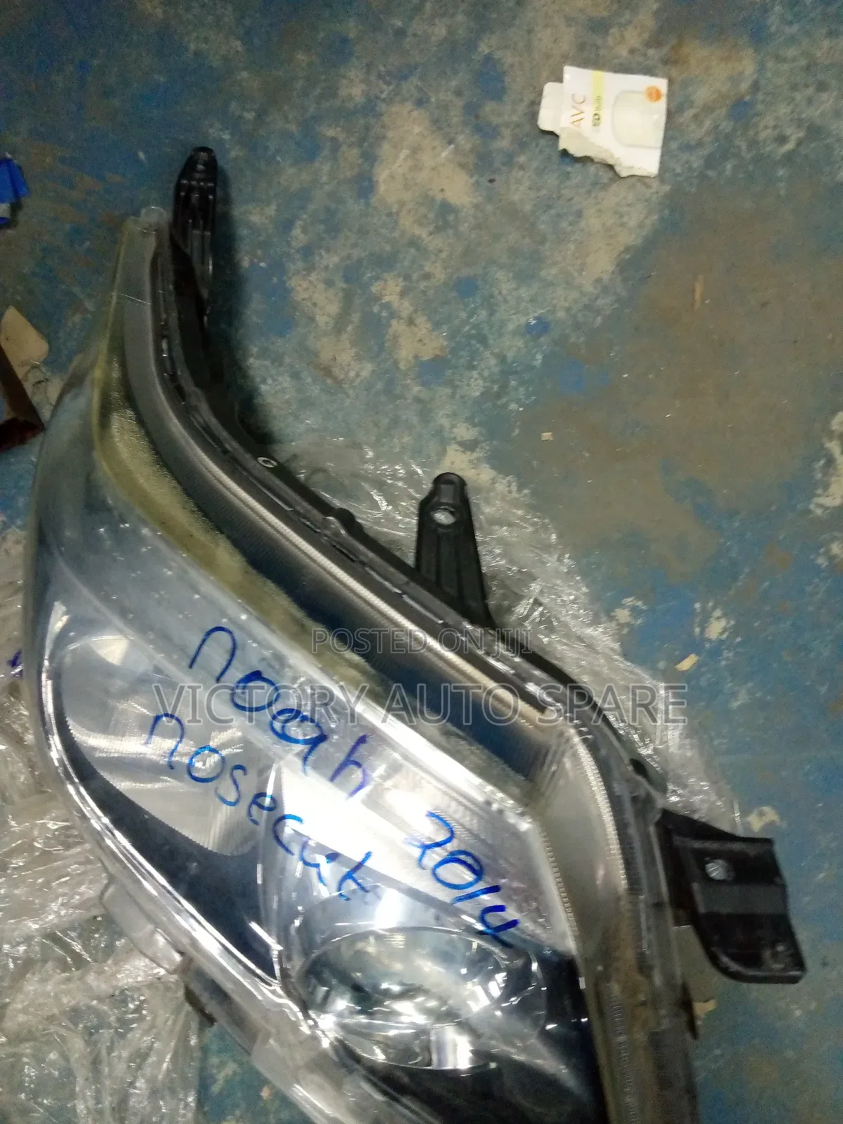 Noah Zr80 Headlight Darkshade 2015/2018