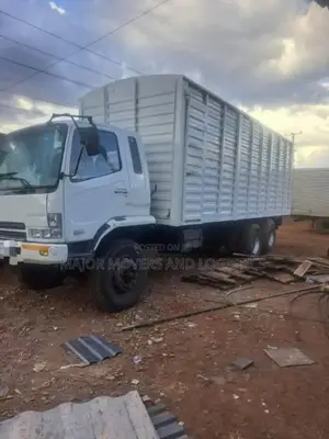 Mguu Kumi for Hauling Goods Accessible