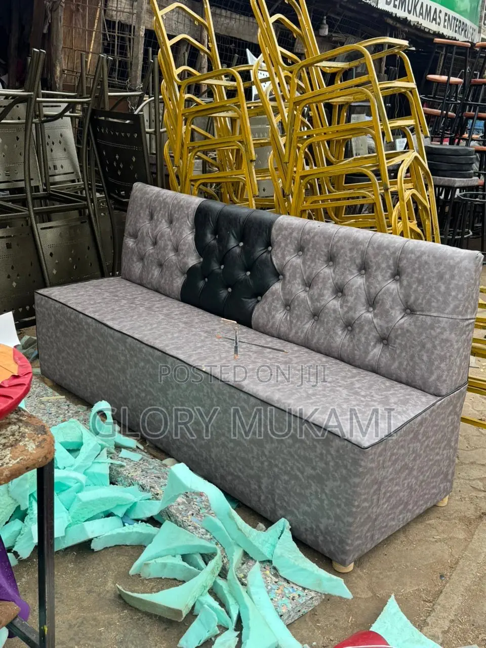 Restaurant And Bar 6ft Couch