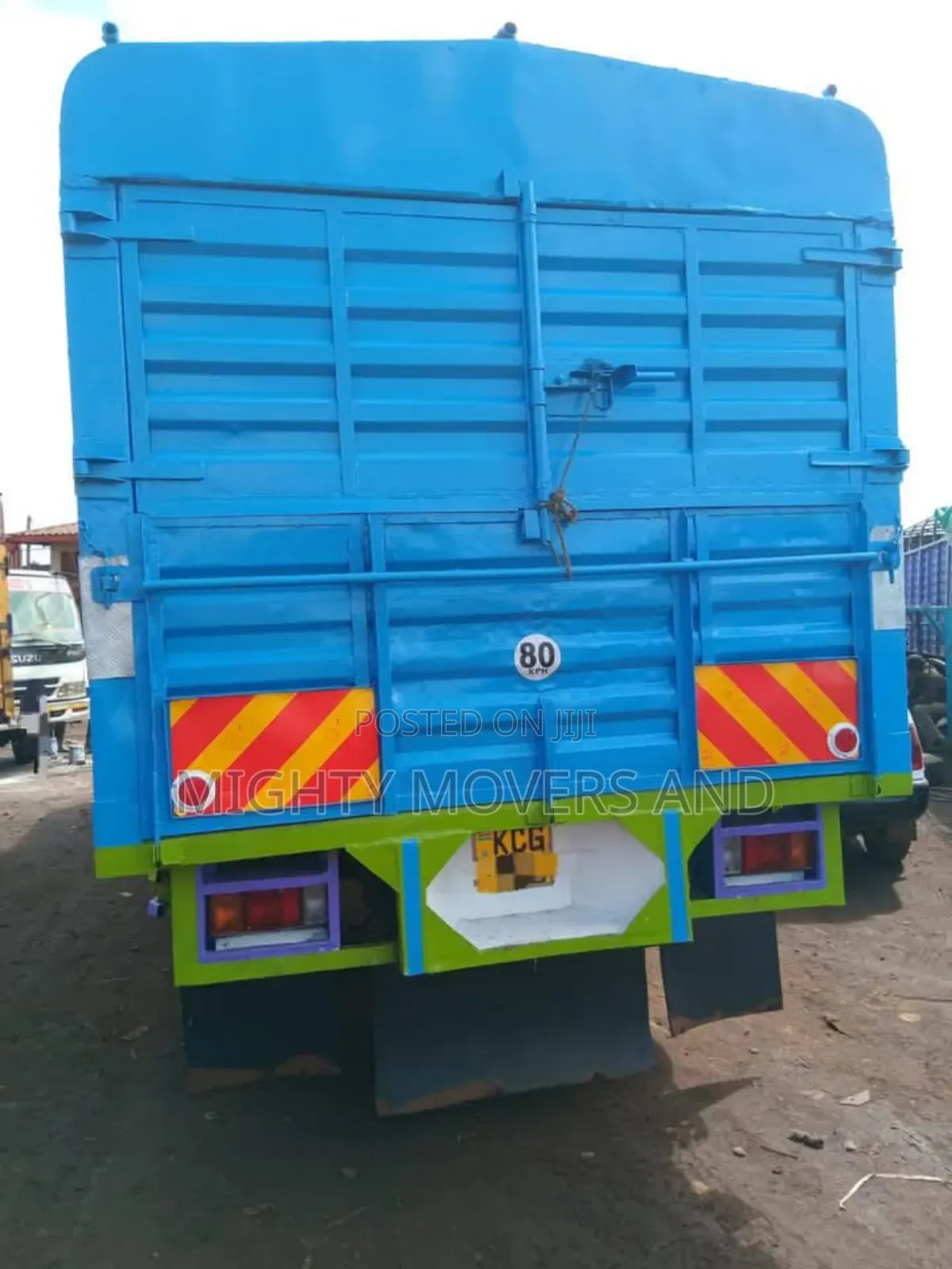 Trucks Available for City to City Transport Services