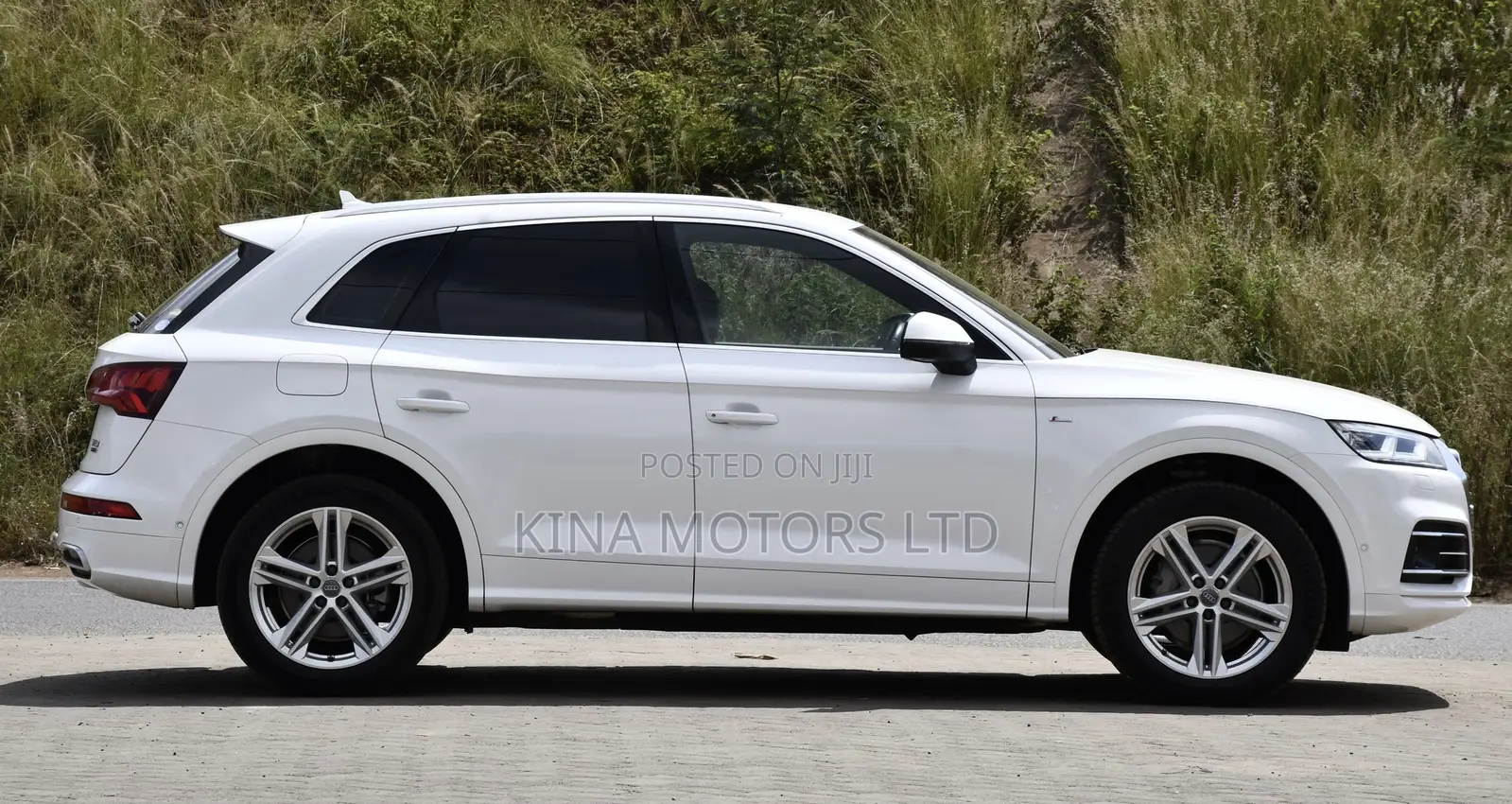 Audi Q5 2.0T Premium AWD quattro 2018 Off white