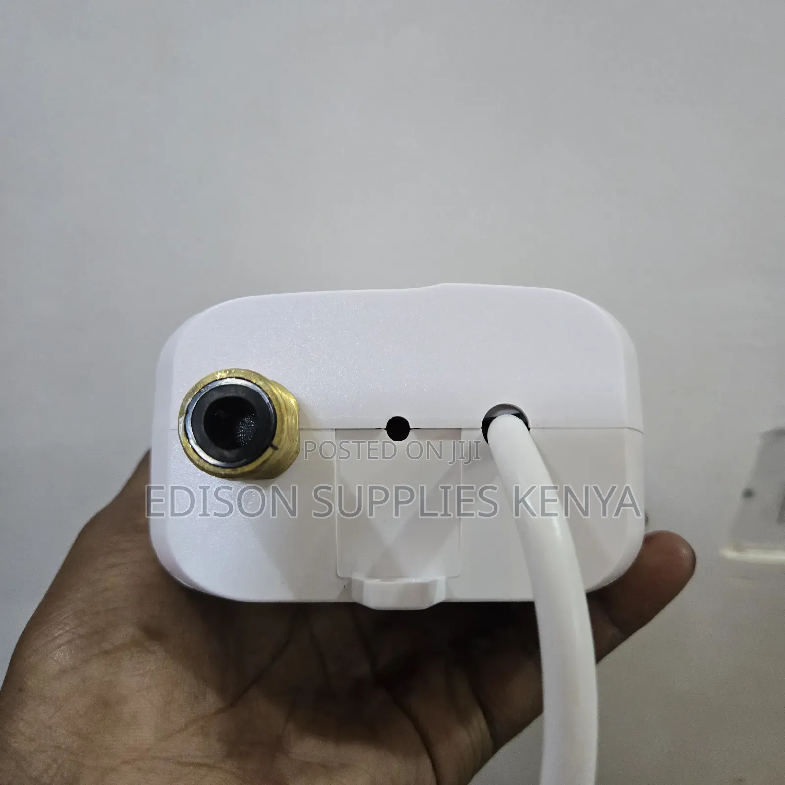 Instant Undersink Water Heater Tap Top Plug for Bathtub Salon Kitchen