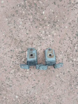 Door Hinges for Mazda
