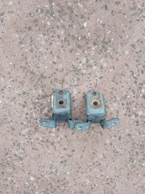 Door Hinges for Mazda - thumbnail 4