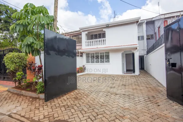 4bdrm Townhouse/Terrace in Lavington for sale