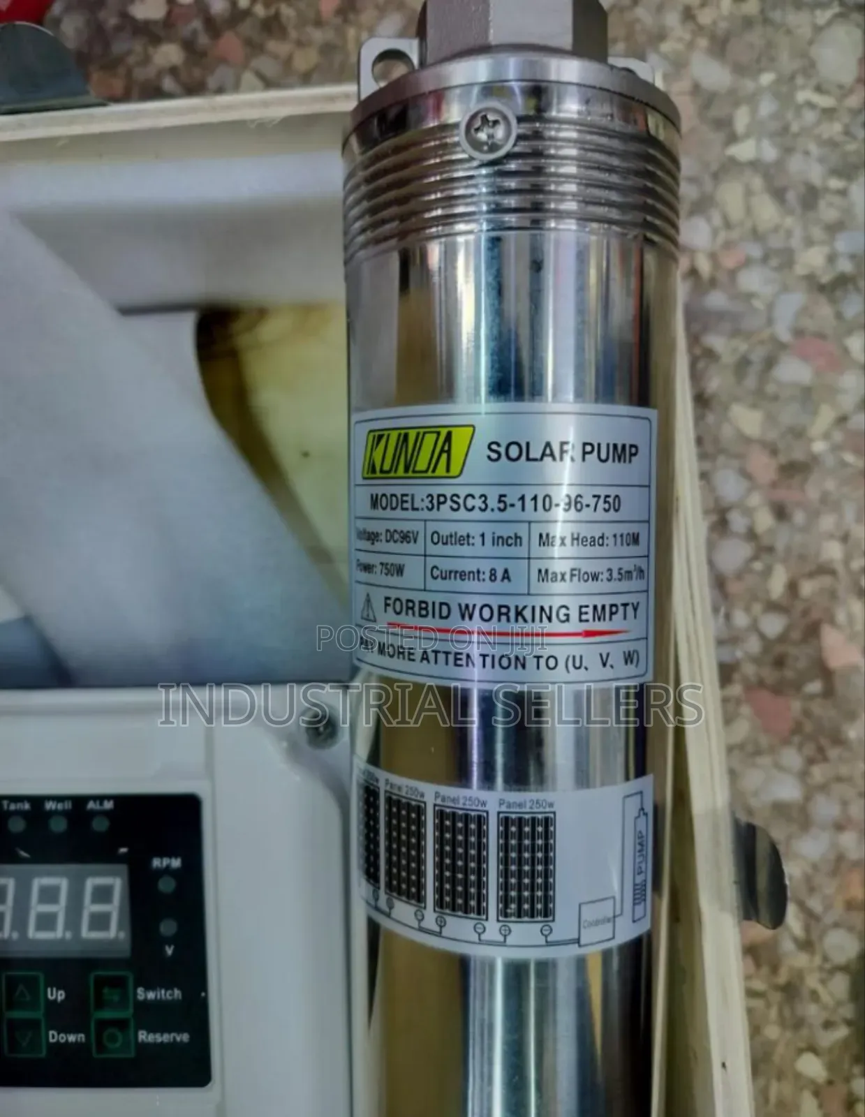 Perfect 750w 110m Solar Submersible Pump