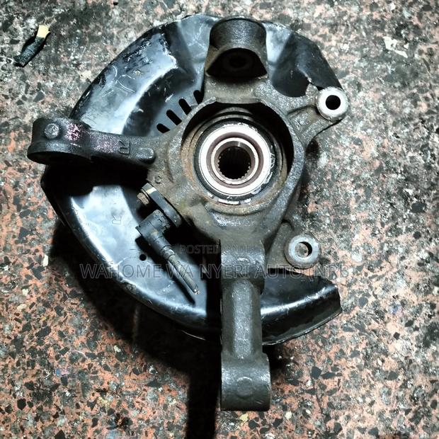 Front Hub Sienta - thumbnail 3