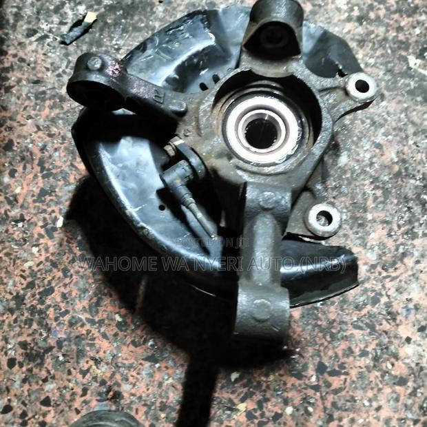 Front Hub Sienta - thumbnail 5