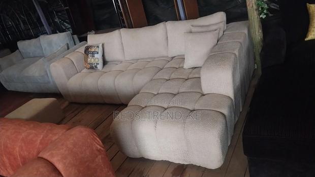 Beige Bubble L Seat