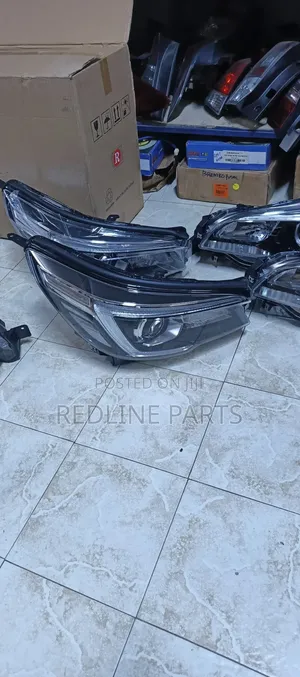 Subaru Forester Sk9/Ske/Sk7 Headlights