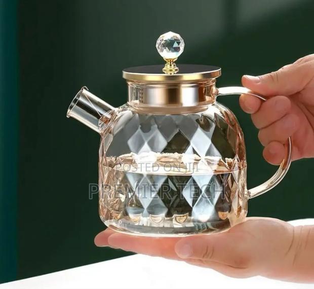 Champagne Color Diamond Texture Surface Glass Kettle - main view