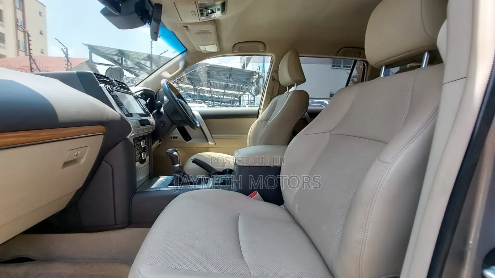 Toyota Land Cruiser Prado 2018 Brown
