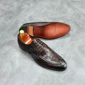 Tomford Laced Officials