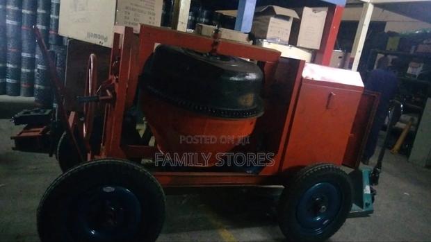 Titan Heavy Duty 500l Concrete Mixer Machine Diesel Power.
