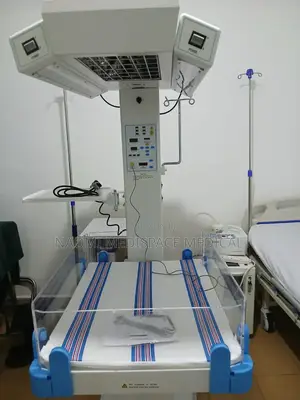 Radiant Warmer With Phototherapy/ Infant Warmer