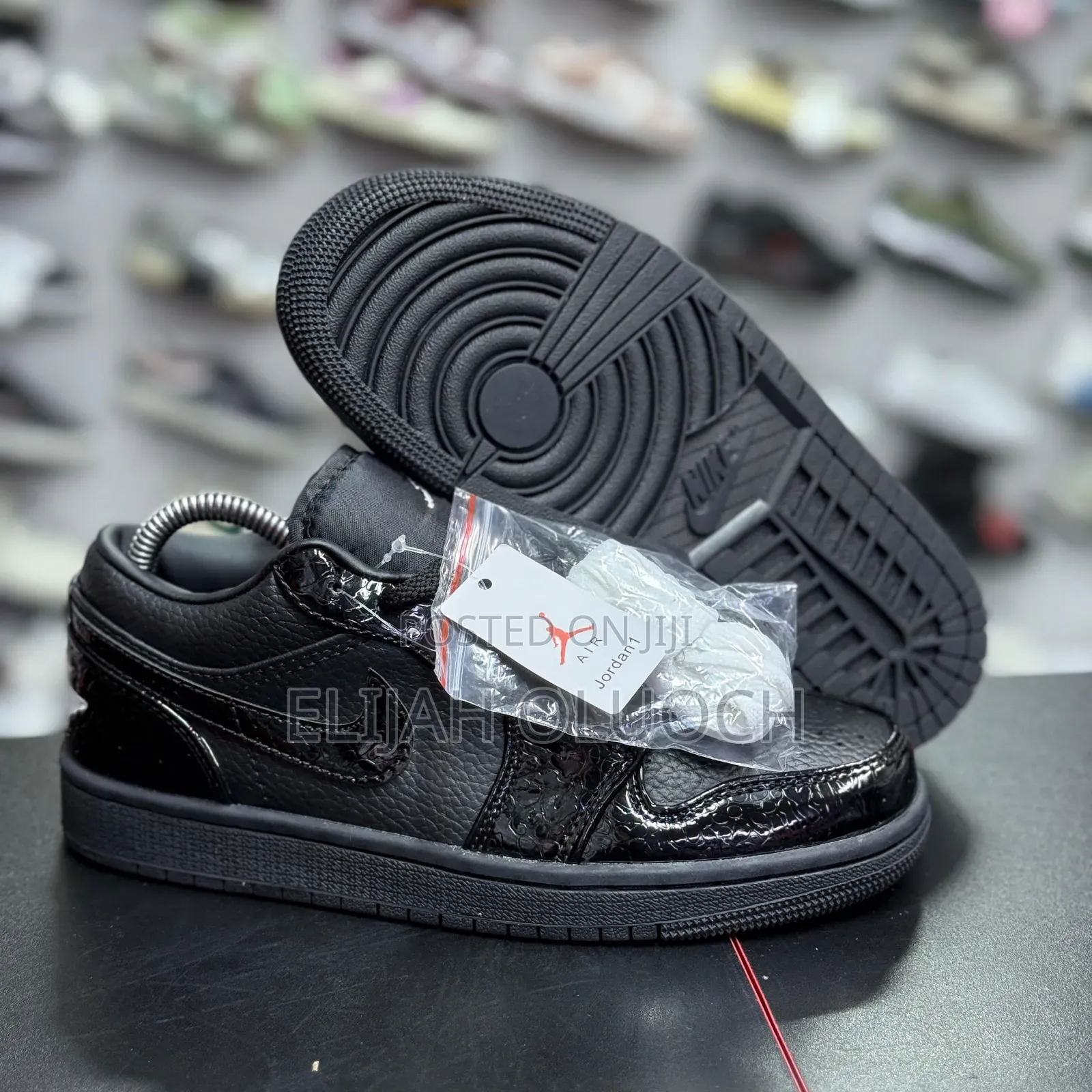 Air Jordan 1 Low "Shinny"All Black