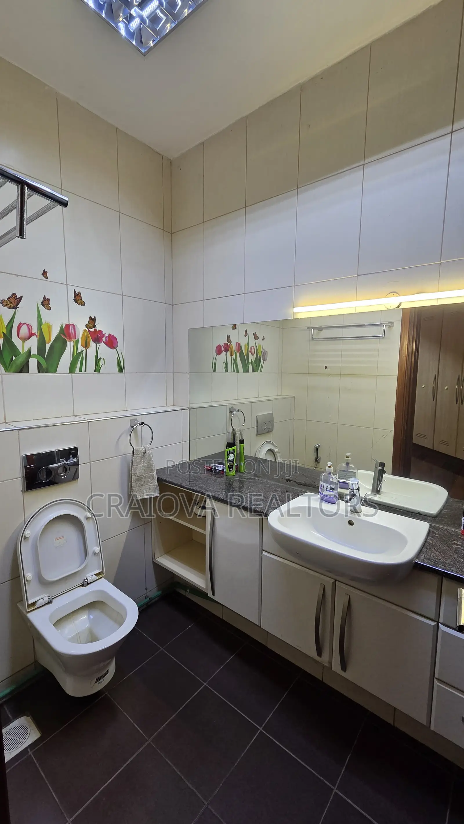 Furnished 3bdrm Apartment in Parklands/Highridge for rent