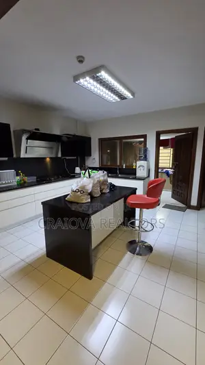 Furnished 3bdrm Apartment in Parklands/Highridge for rent