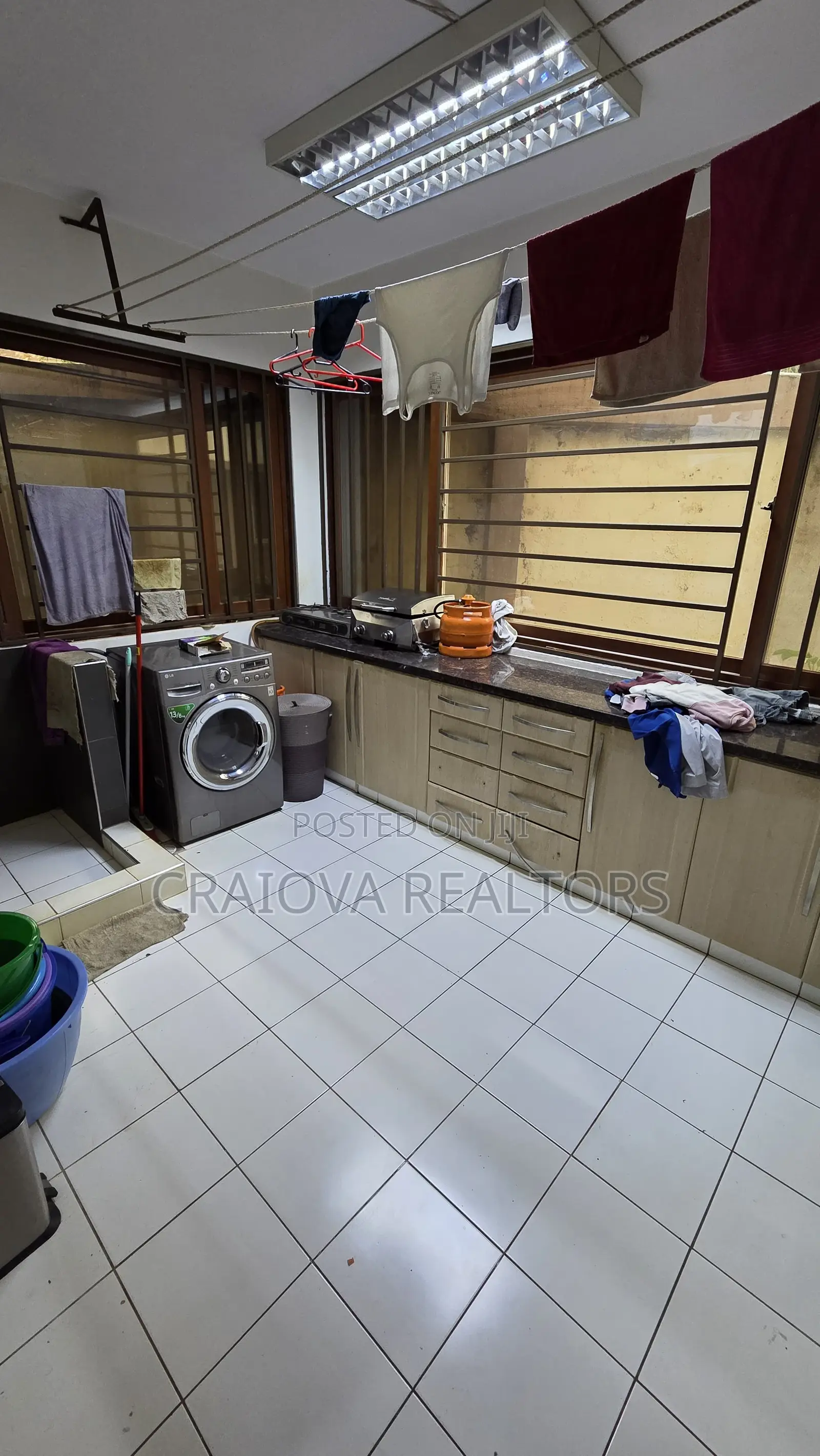 Furnished 3bdrm Apartment in Parklands/Highridge for rent