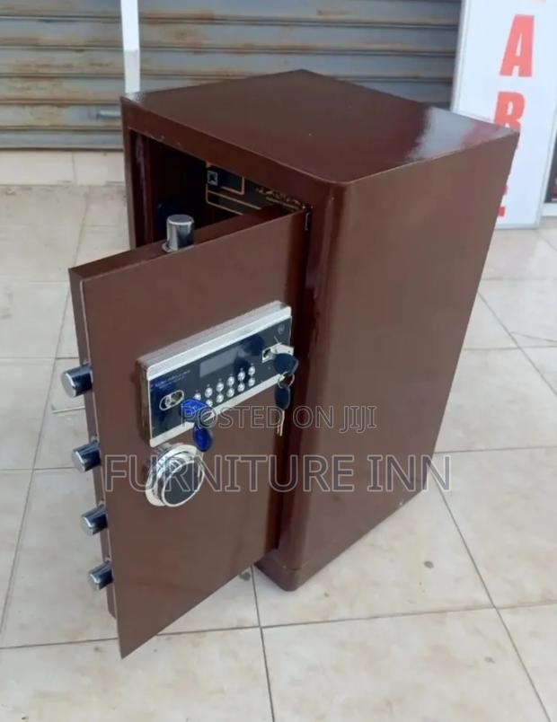 Digital Biometric 60kg Safebox - main view