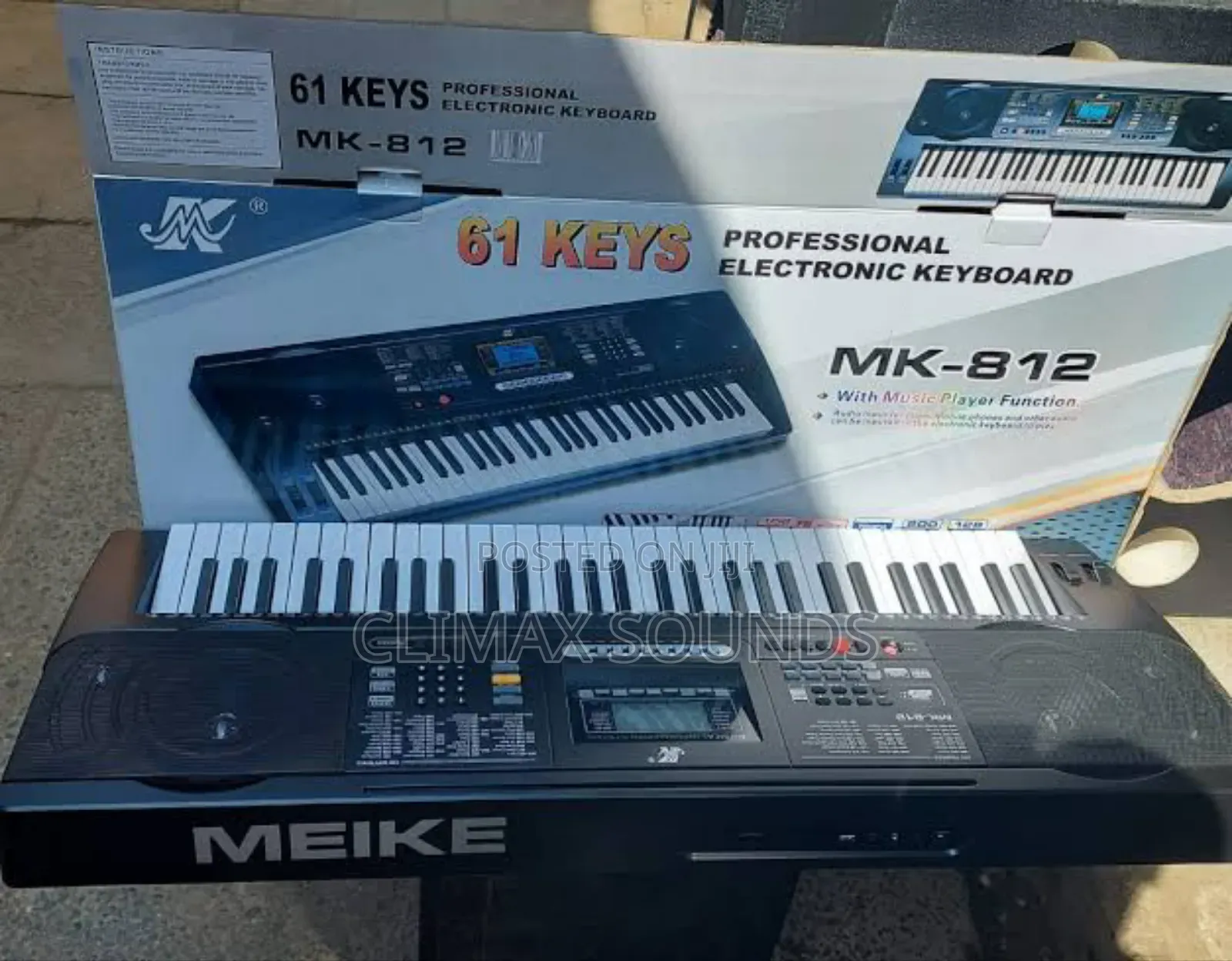 Mk 812 Professional Electric Keyboard