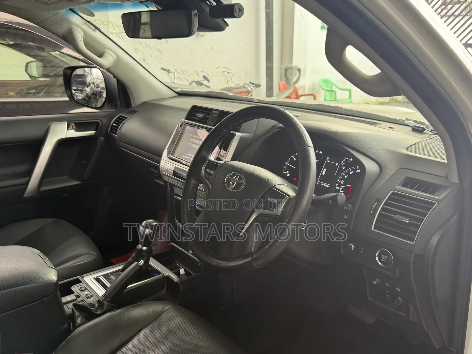 Toyota Land Cruiser Prado 2.7 2018 White