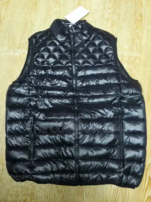 Quality All Weather Plain Cuban Puffed Men Half Jackets