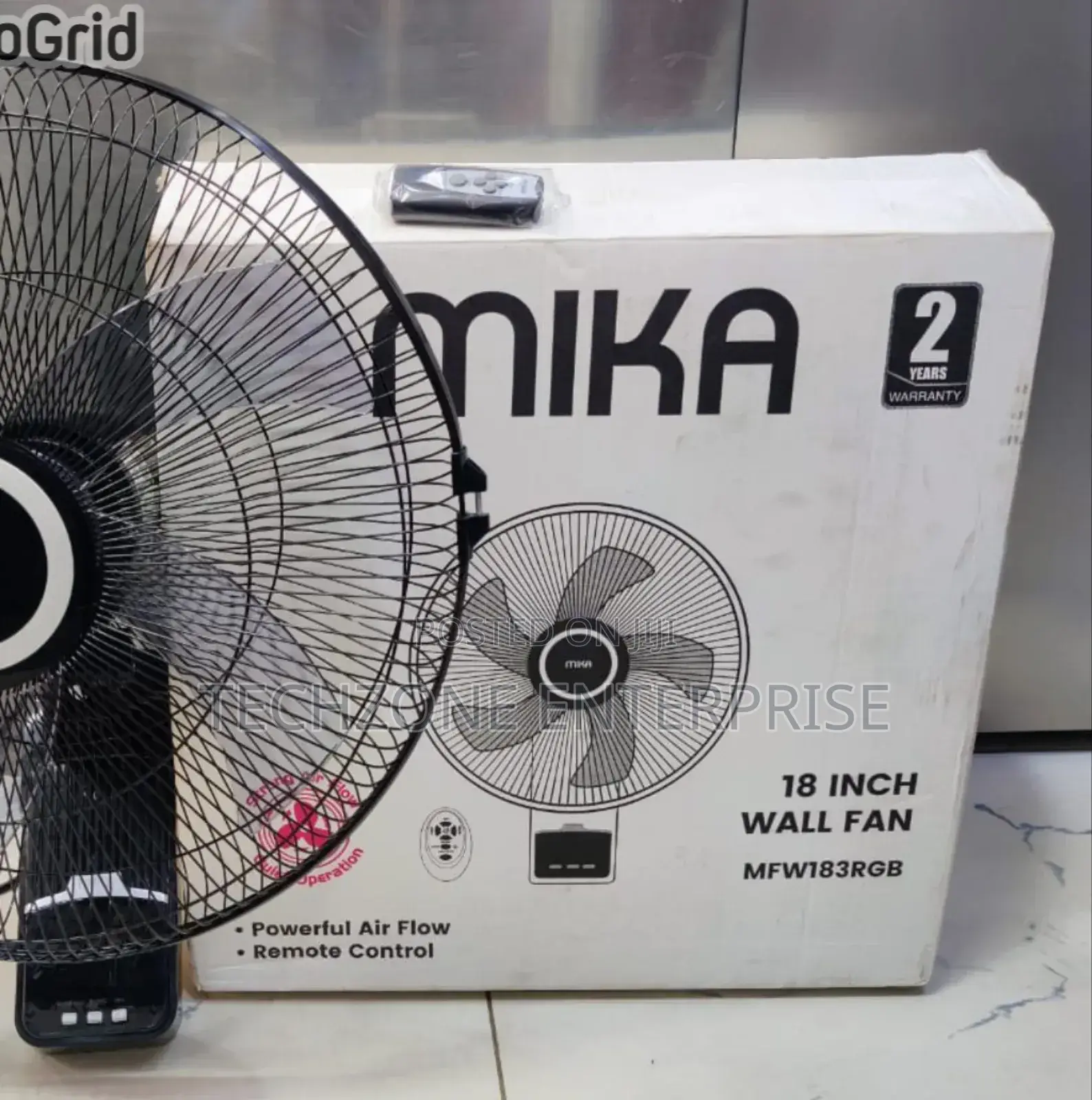Mika Wall Fan, 18", With Remote, Grey Black
With 5 Blades,