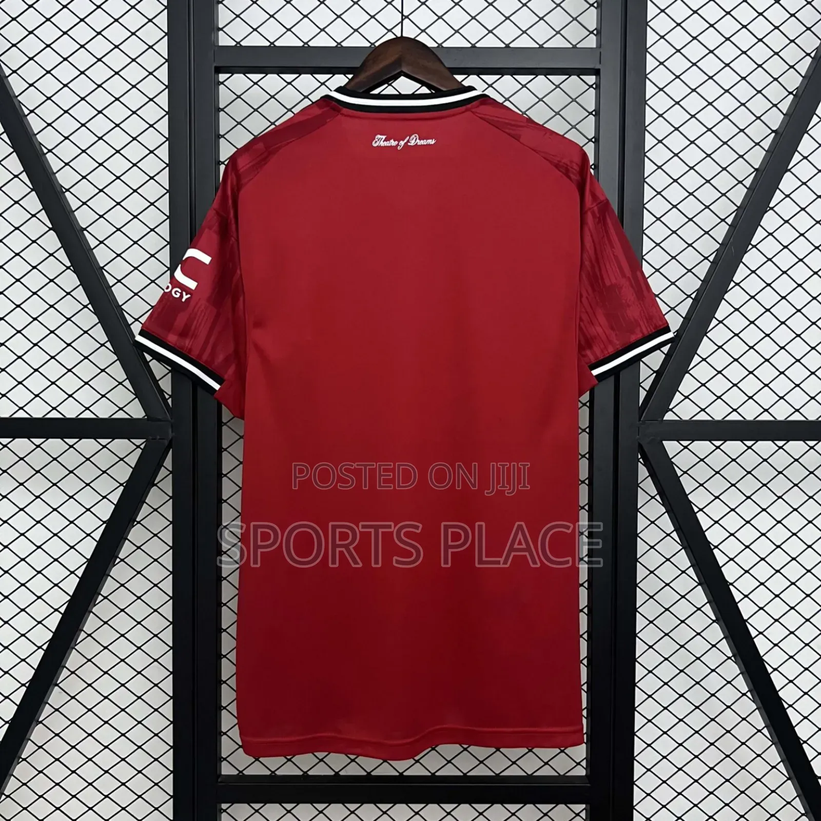 Sleek Manchester United Jersey Home 25/26.