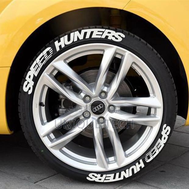 8pcs Speed Hunters Tyre Stickers – Sporty Wheel Look