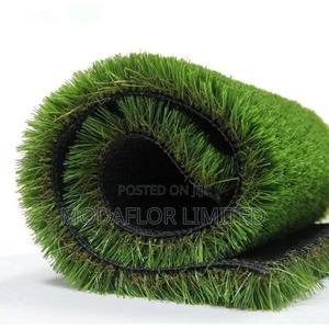 Grass Carpet for Classy Green Interior Makeovers! - thumbnail 2