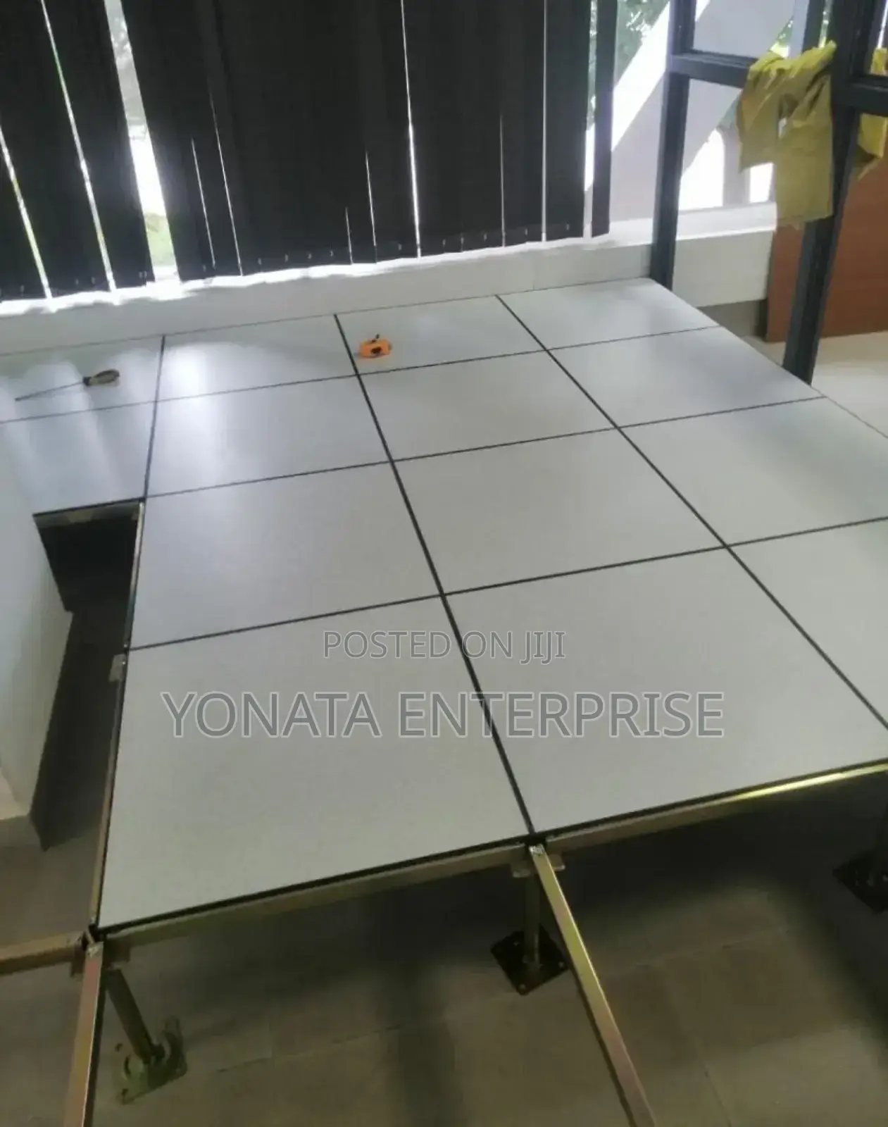 HPL Raised Floor
